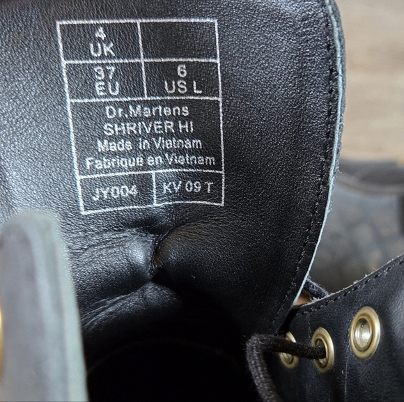 Dr. Martens Shriver Hi Gum Lug Platform Wyoming Black Leather Lace Up Sz 6 / 37 - Picture 10 of 14